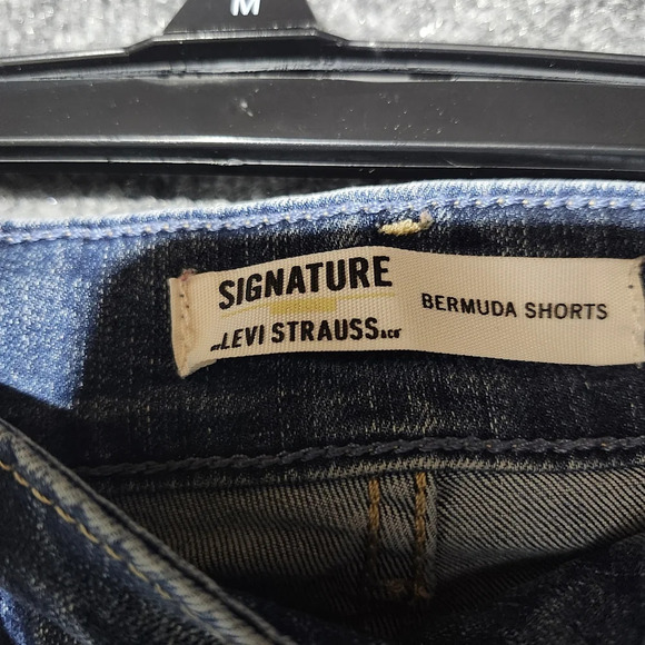 Signature livi Strauss women's bermuda jean shorts size 6 blue - Picture 3 of 8